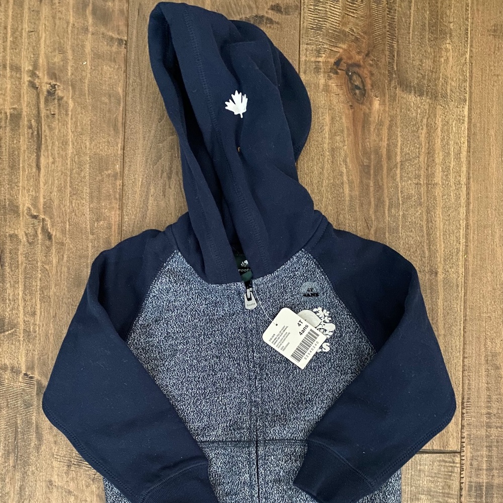BNWT Roots 4T zippy/hoody